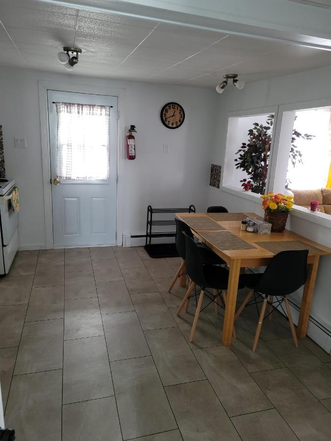 Vibrant Apartment In The Heart Of The Town Edmundston Exteriér fotografie